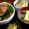 豚丼 信玄 栗東店