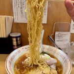 Shougetsu - ワンタンメン（細麺）　880円