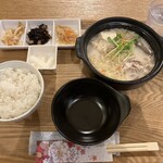 Sansanshokudou - 豆乳鍋定食