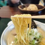 Chuukasoba Tsushima - 中太麺