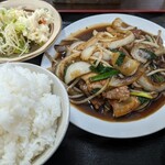白龍ラーメン - 豚ニラ定食　850円