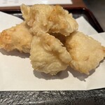 讃岐うどん 今雪 - かしわ天。胸肉ですが、ジューシーで美味しい。