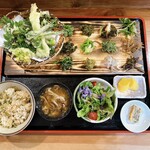仙人小屋 - 料理写真:春の山菜定食