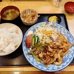 244790393 - 本日のサービス定食【Ａ】（ポークジンジャー）です。（2024.4 byジプシーくん）