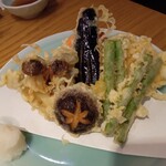 平沼 田中屋 - 野菜天ぷら盛り合わせ