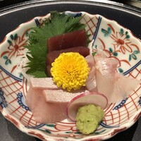 うなぎ四代目菊川 神戸三宮店 - 旬魚三種盛り