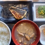 Yoshinoya - 塩さば・から揚げ・あさり汁・納豆