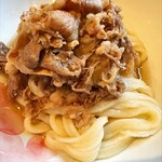 おうどん 瀬戸晴れ - 醤油冷や中➕肉　肉醤油うどんになります960円税込