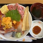 Sushishokudou Ohan - 雲丹添えランチ丼