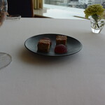 フレンチレストラン ミクニ サッポロ - プティ・フール