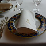 フレンチレストラン ミクニ サッポロ - ２０２４年４月２８日のテーブルセット