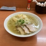日陰 - 海老ワンタン麺　　1000円