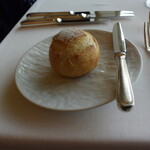 フレンチレストラン ミクニ サッポロ - 今日も美味しい手作りパン