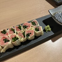 藁焼きと水炊き 葵 - ネギトロ湯葉巻き