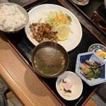 泉坂 - 奥美濃古地鶏定食