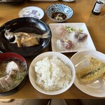浜の味栄丸 - 朝漁定食1650円