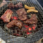 新楽井 - 骨付きカルビとミノとハラミ