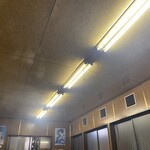 新楽井 - もくもく具合。換気扇多め