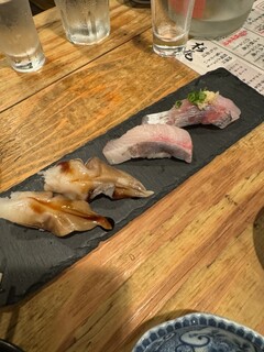 立ち寿司 杉尾 - 鳥貝、カンパチ、あじ