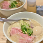 貝出汁中華そば くらむ - くらむの豚骨らぁ麺（塩）