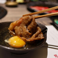 近江うし焼肉 にくTATSU 日本橋室町店 - 極上ロースの焼きすき