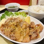 ファミリーレストラン Piyo2 - 油淋鶏定食