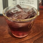 ひとくち餃子てん屋 - ブルーベリー酒(ロック)