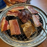 焼肉牛山道 - 