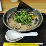 Tonkotsu Menya Hino Kuni - 火の国しおラーメン黒