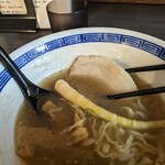 麺匠 えにし - 何とも美味しい一杯でした。心を動かされました。