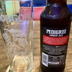 BERMONDSEY CAFE - PEDIGREE AMBER ALE (価格不明)。裏ラベルを先に撮ってしまった。