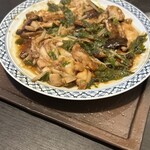 Maotooin - 淡路鶏と干し椎茸とホワイトセロリの蒸し物