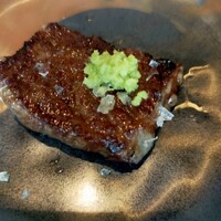 近江うし焼肉 にくTATSU 日本橋室町店 - 
