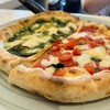 Pizzeria ipsilon - ペスト【バジルペースト・松の実・モッツァレラ】&マルゲリータ【トマトソース・モッツァレラ・バジリコ】