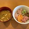 佐久一萬里温泉ホテル - 海鮮丼はまあまあ良いです。くら寿司とかのネギトロと同じレベル。