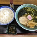 시라이시야 바이패스점 - 와사비 라멘과 밥