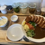 ブラウンオニオンカレーファクトリー - 