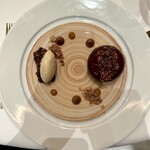 CHIADO - Chocolate bomb, salted caramel, hazenut sorbet