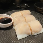 Dim Sum Library - 腸粉、中に揚げ湯葉が入っている