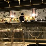 Dim Sum Library - バーような暗い雰囲気