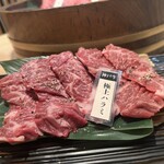 Koube Bifuyakiniku O Katora - 