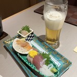 Kashikojima Houjouen - 生ビールとお造り
