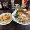 タンタン麺とからあげのジェイタン