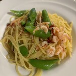 Bar e Trattoria QUATTRO - 桜海老のペペロンチーノ、美味！