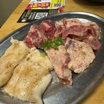 大阪焼肉・ホルモン ふたご - ふたご盛り　1529円