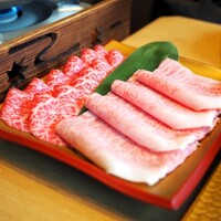 しゃぶしゃぶ　すき鍋　おもき 銀座店 - 松坂牛赤身、松坂牛霜降り　たれしゃぶ