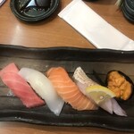 回転さかなや鮨・魚忠　則武本通り店 - 