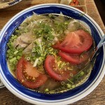 Choppu Suthikkusu - 蒸し鶏とトマトのフォー