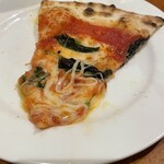 カリーナ　カリーナ - マルゲリータピザ