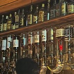 BAR 屋根裏 - ズラリと並ぶお酒♡